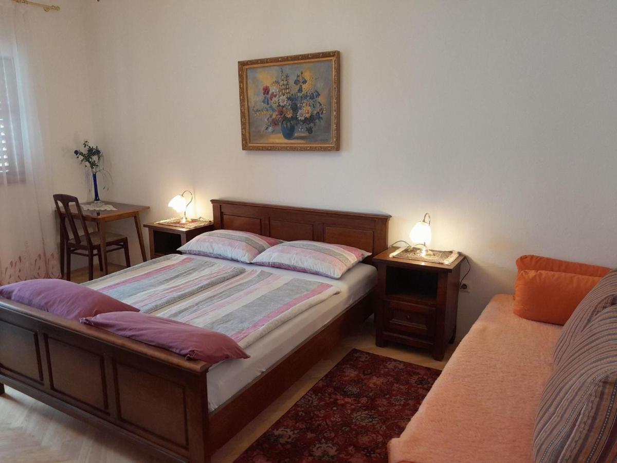 Apartments Adelheid In Biograd, Close To The Beach Biograd Na Moru Dış mekan fotoğraf